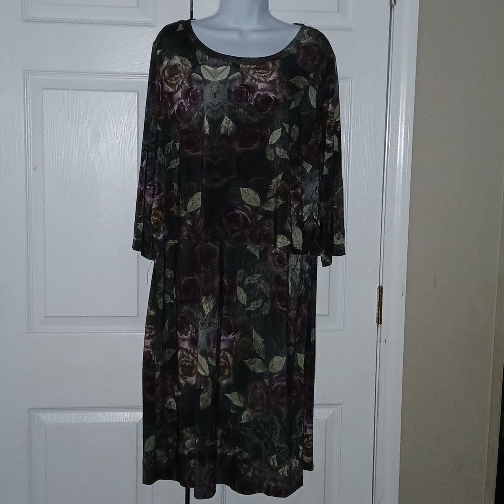 Mlle Gabrielle floral purple rose print overlay dress  Sz 2x  NWOT